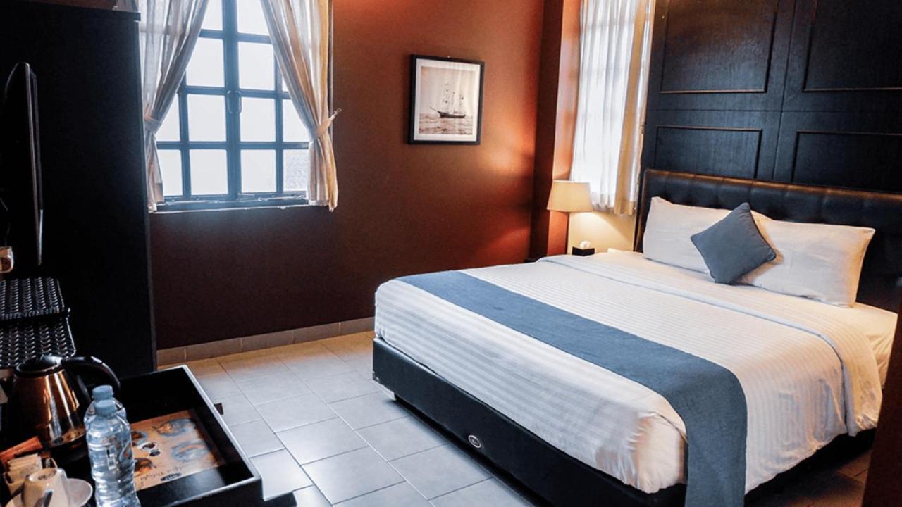 Triple Seven Bed & Breakfast Bandung Exterior foto