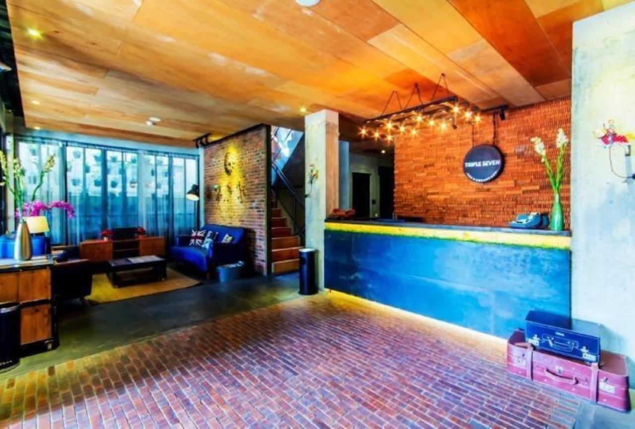 Triple Seven Bed & Breakfast Bandung Exterior foto