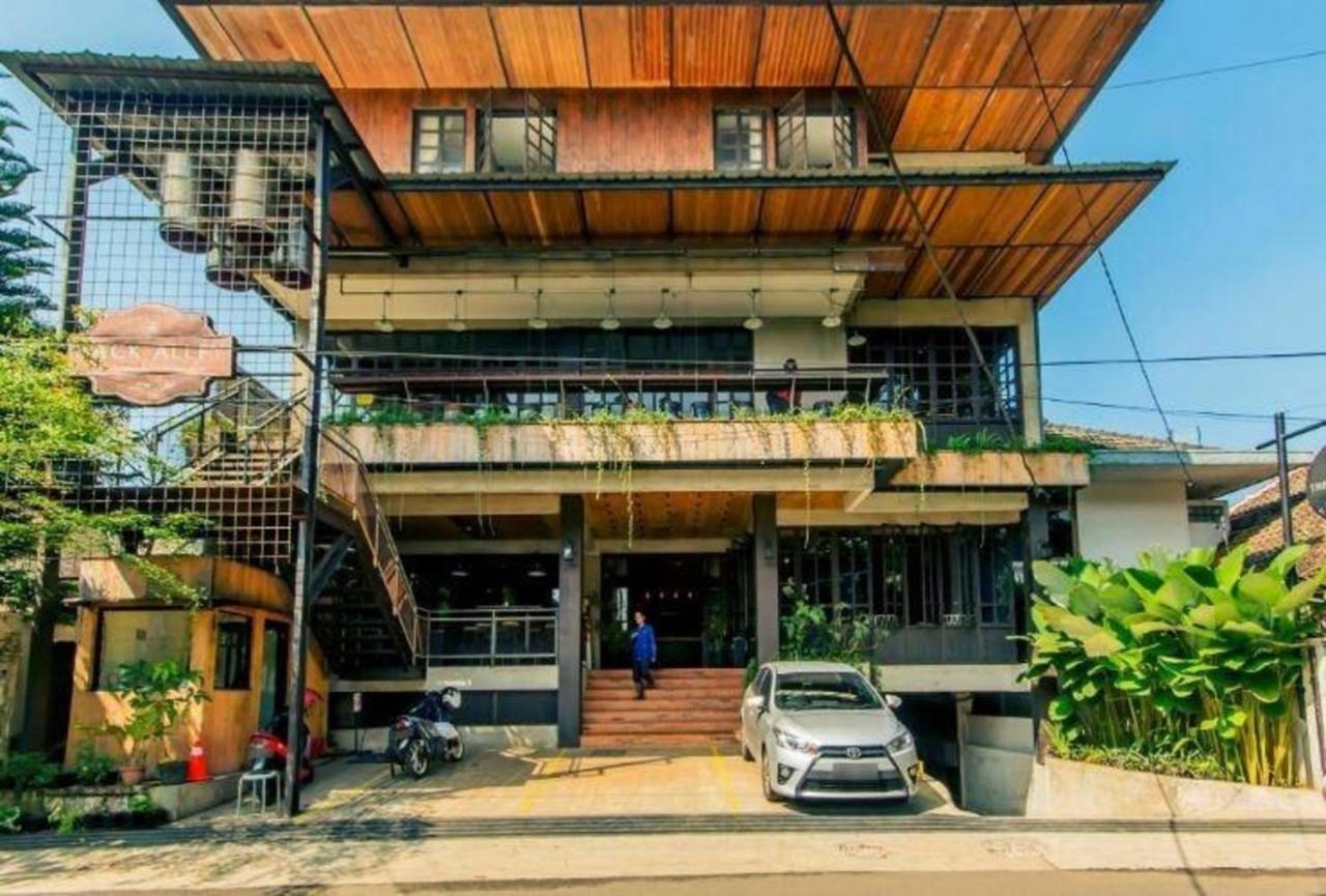 Triple Seven Bed & Breakfast Bandung Exterior foto
