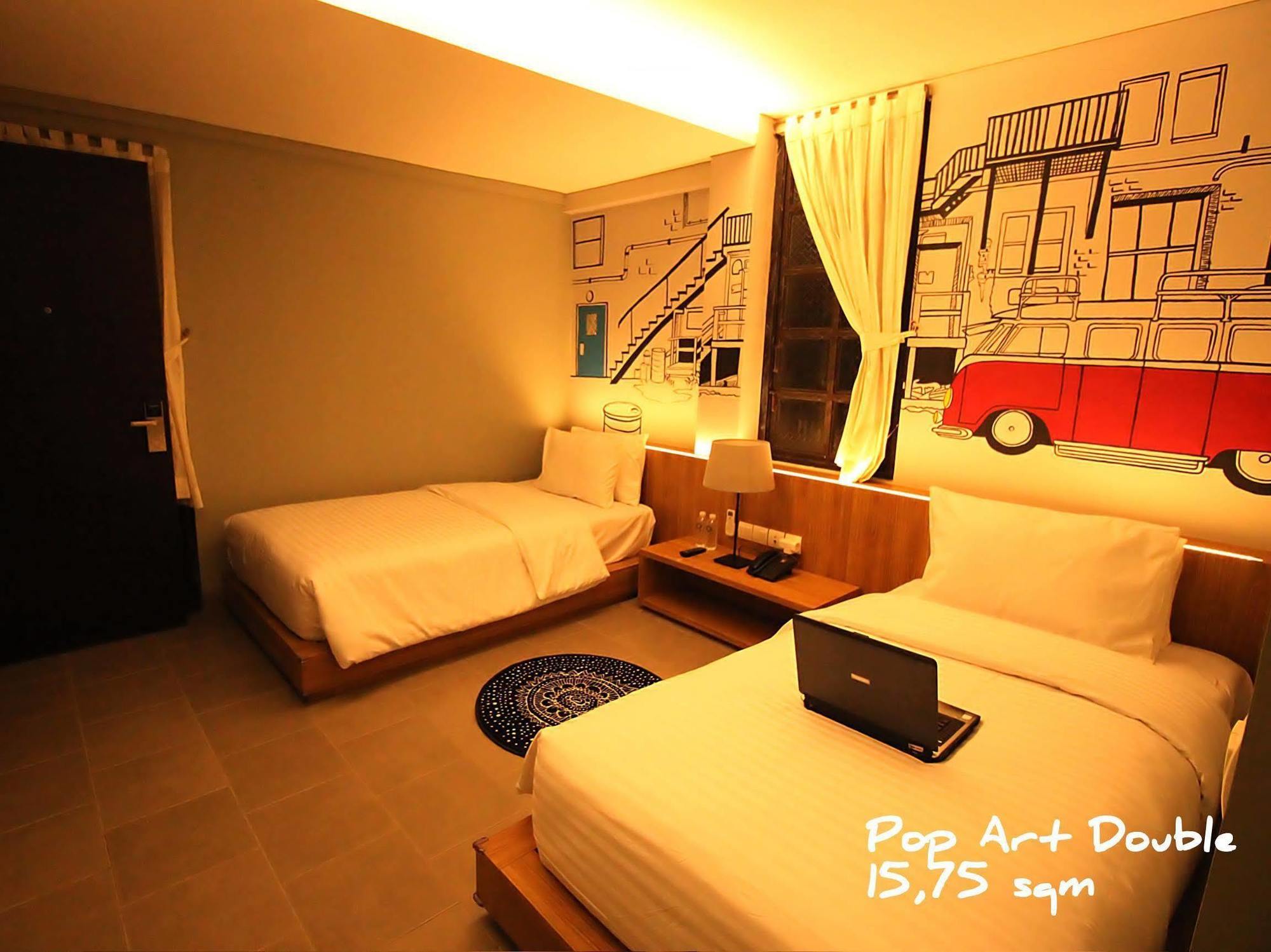 Triple Seven Bed & Breakfast Bandung Exterior foto